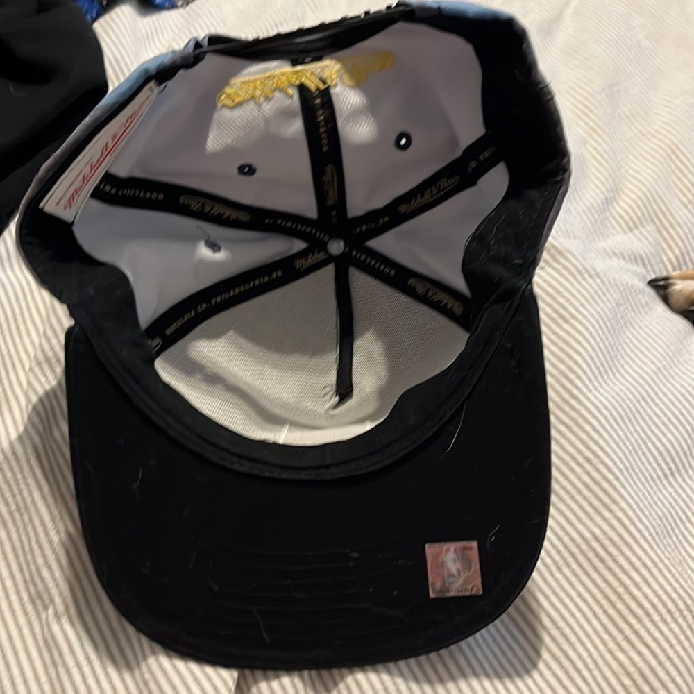 Mitchell & Ness SnapBack hat NBA - Picture 5 of 6